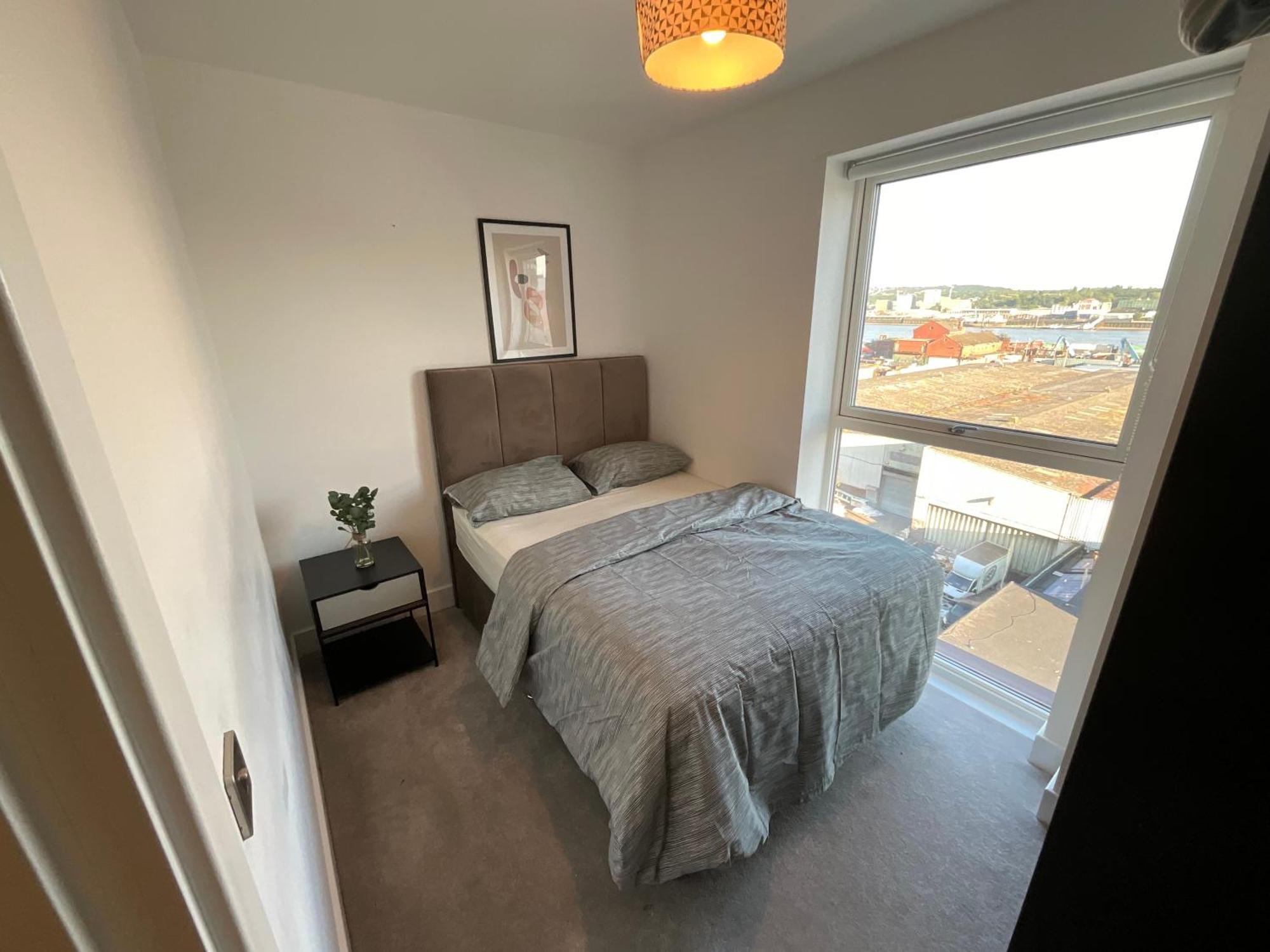 Deluxe Double Bed In Shared Apt Near Canary Wharf, City Airport & O2 Arena With Thames View London Exterior foto